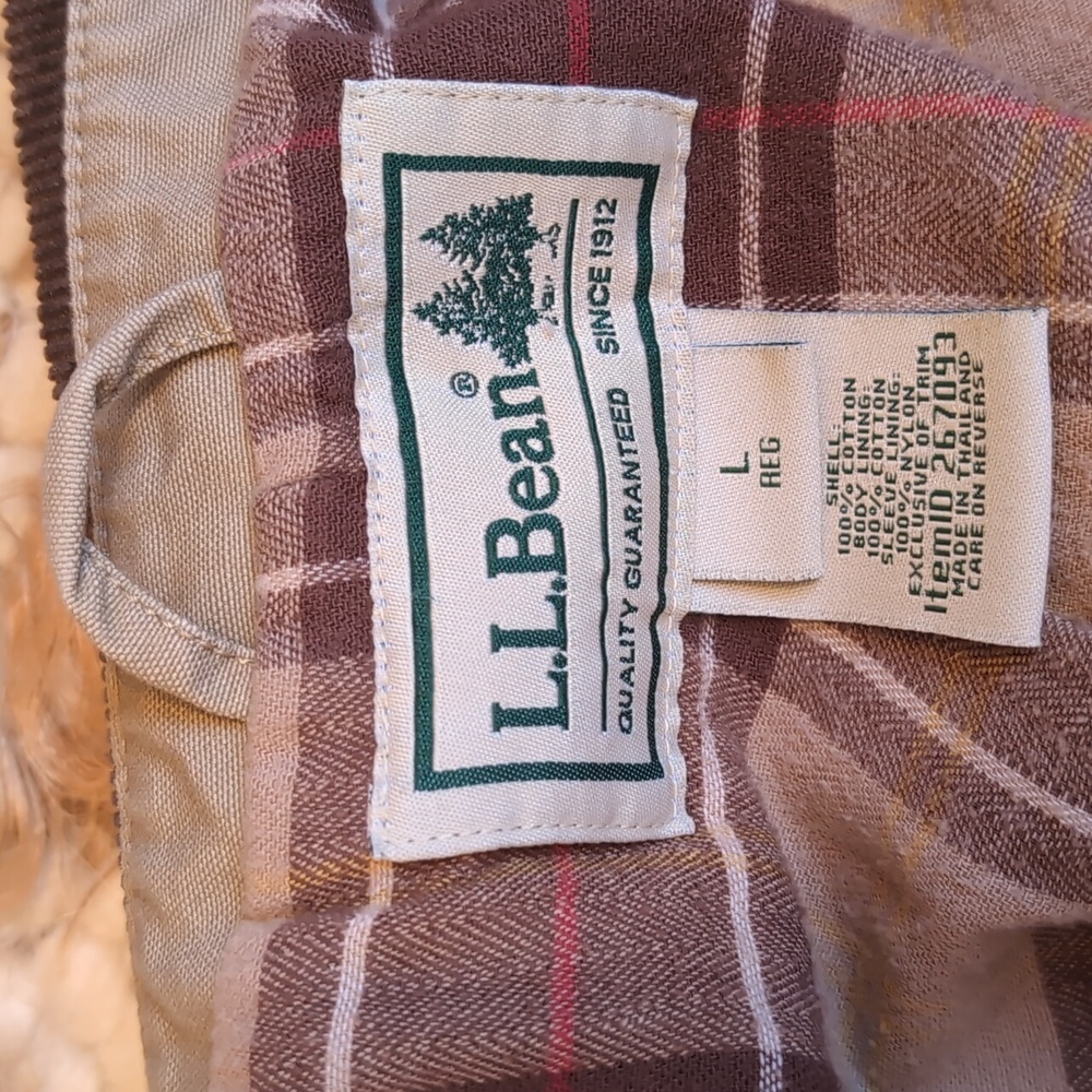 LL Bean Classic Barn Coat - Picture 5 of 6
